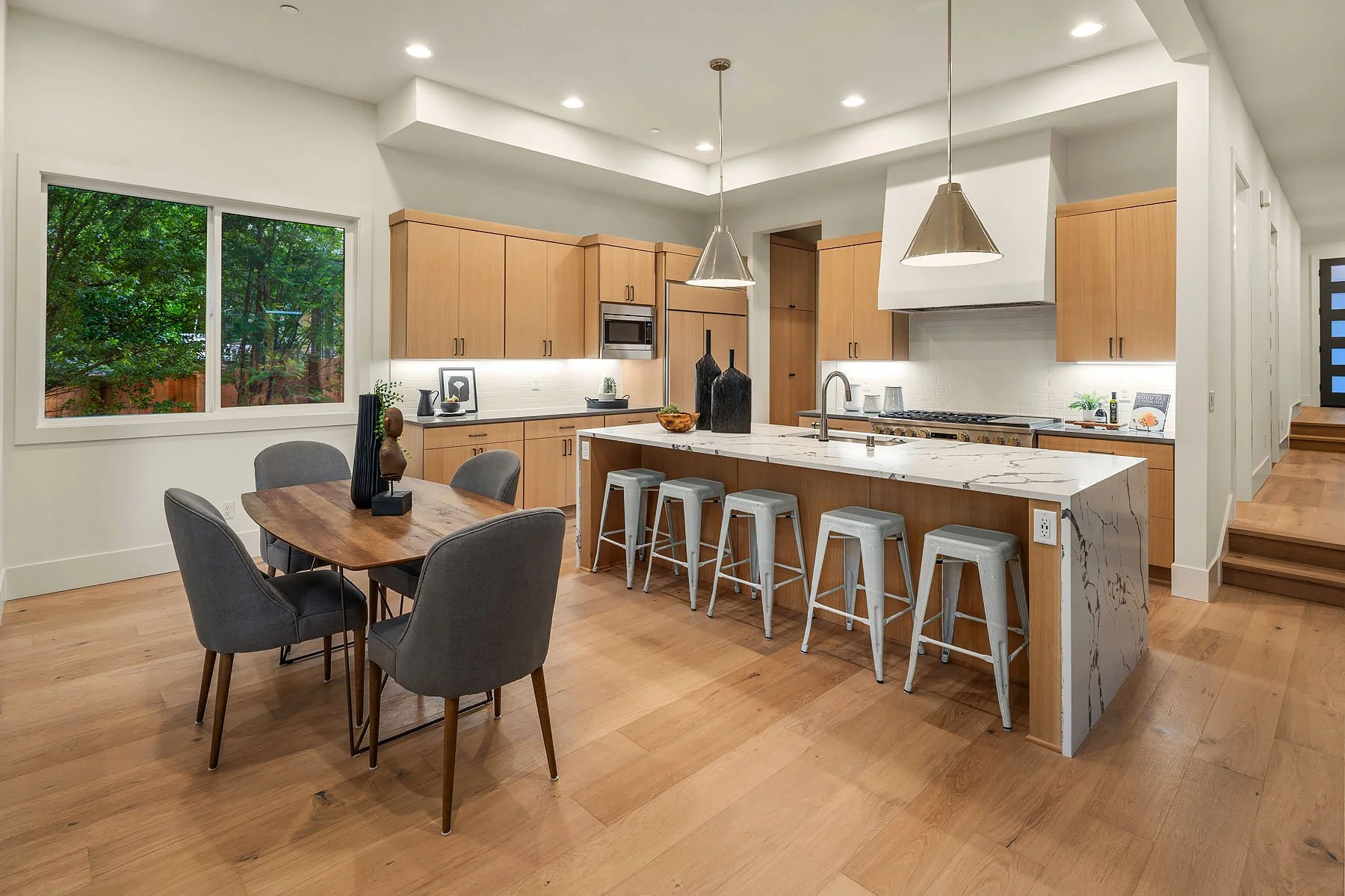 407-12-9008 NE 143rd Street-Kirkland, WA-MN Custom Homes-Kitchen.jpg