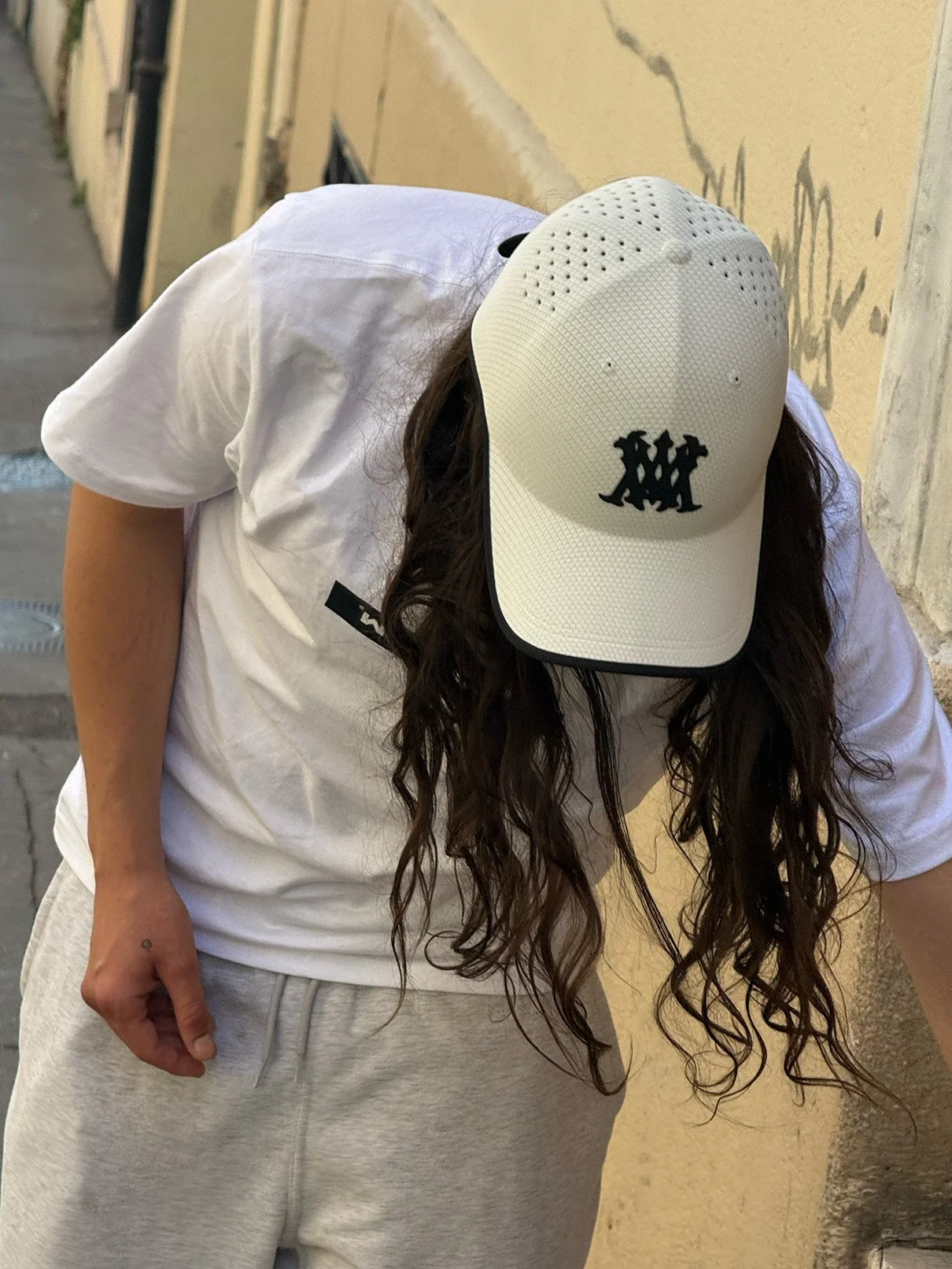 WHITE IMMORTAL CAP