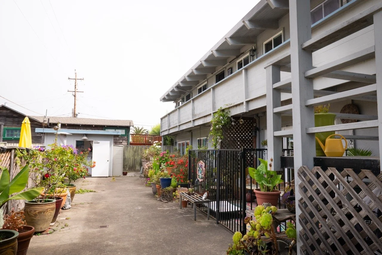 20250816 CLAM jbl 0822 Large.jpeg