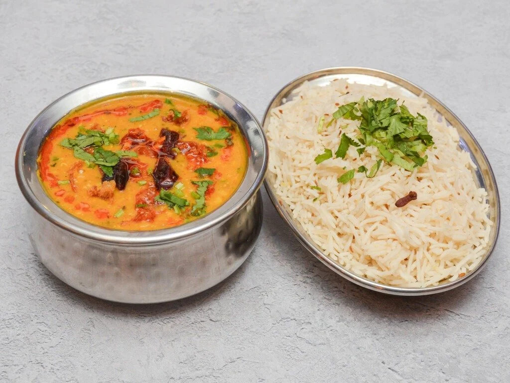 imgi_36_gujju-dhaba-express_Food_daal_tadka.jpg