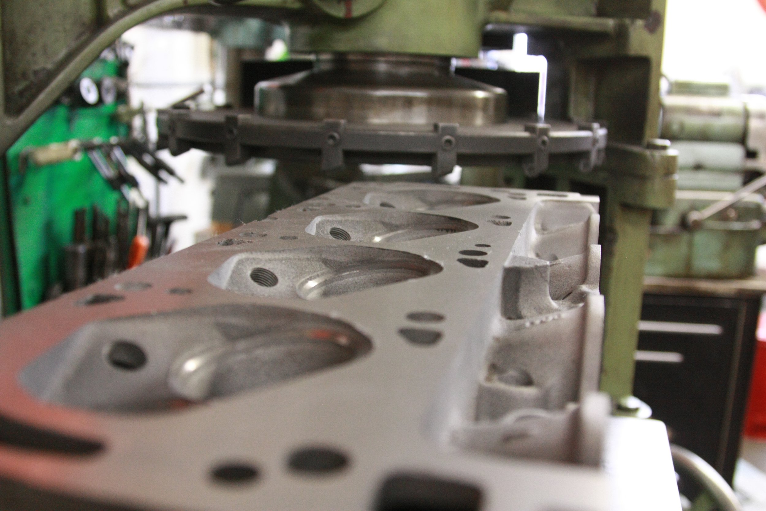 Resurfacing engine head