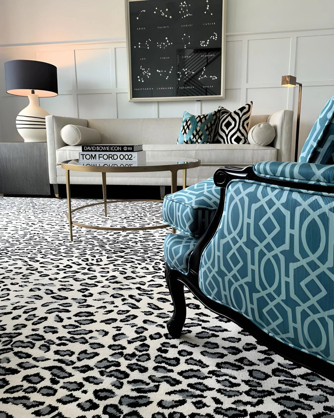 Thoughtful pattern can be both bold and timeless. Seen here in one of our clients&rsquo; beautiful homes. 
.
.

#interiordesign #interiordetails #leopardprint