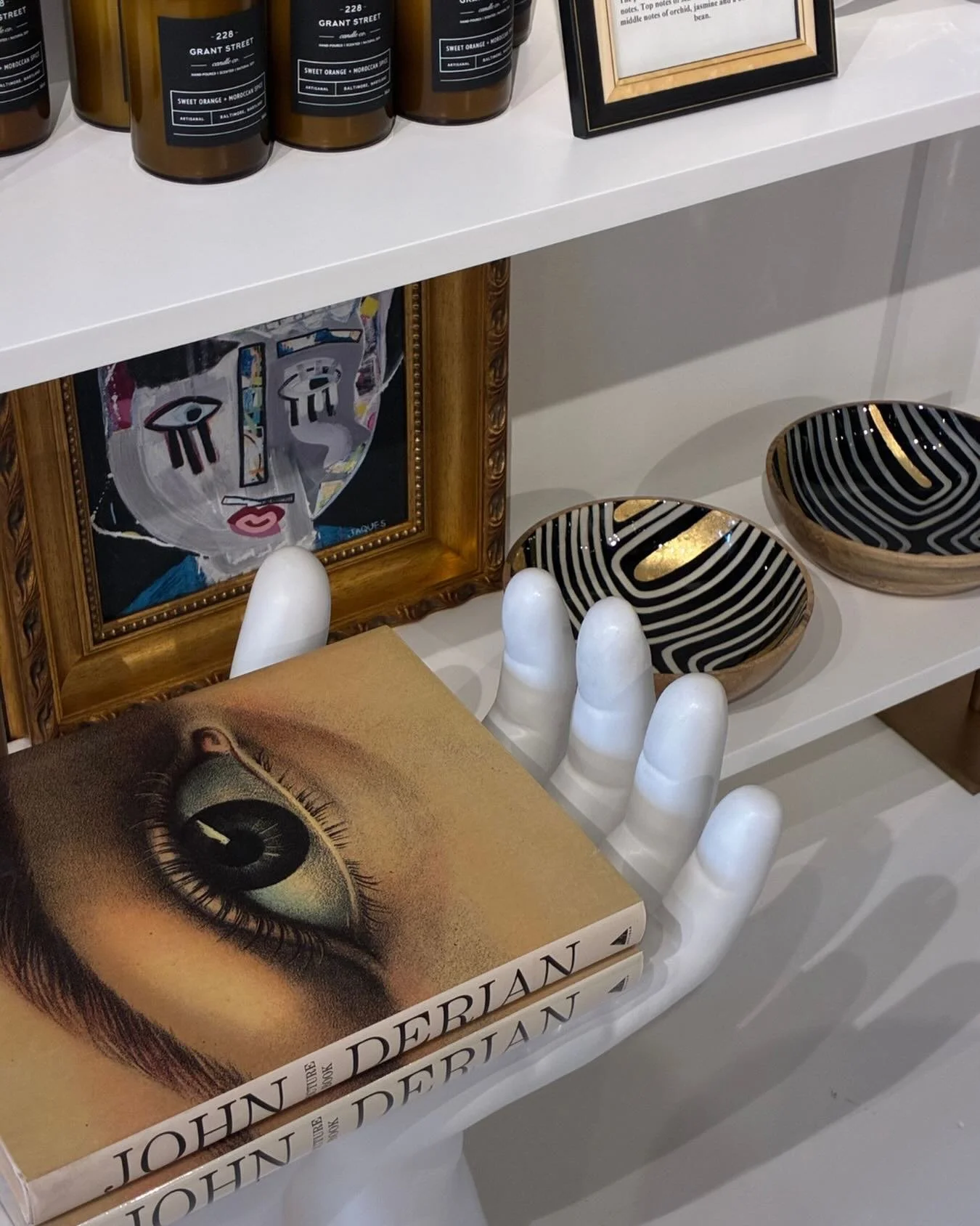 Putting on the final touches and layers in our new 202 N Duke Street Showroom. 
.
.

#interiordesign #interiordetails #designshowroom #lancastercityliving #lancasterpa