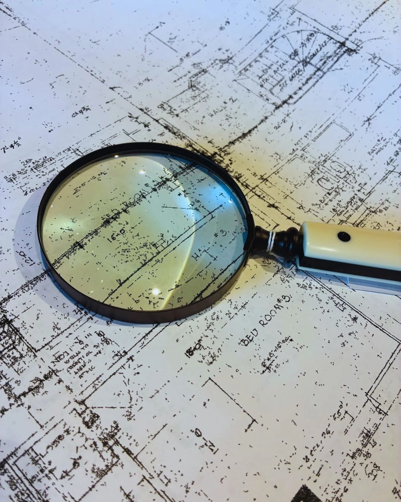 Working off of 1930s blueprints for a beautiful and historic home refresh ✨

#interiordesign #interiordesigners