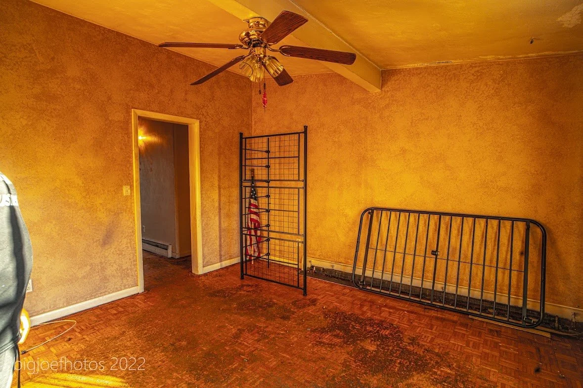 Bedroom-Before 4.jpg