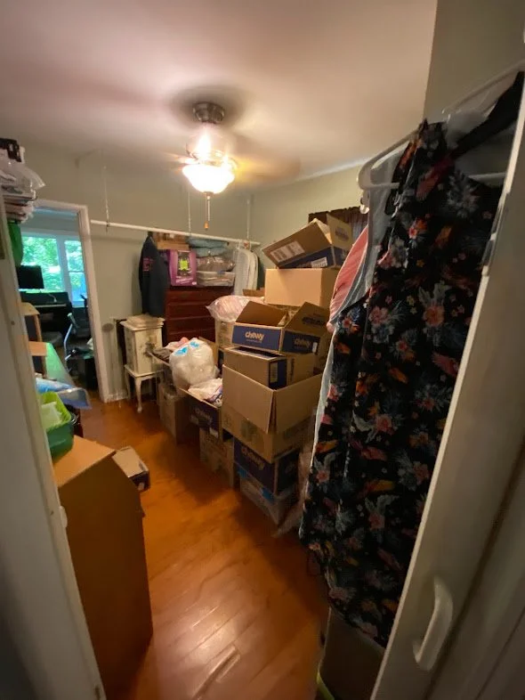 Closet-Before.jpg