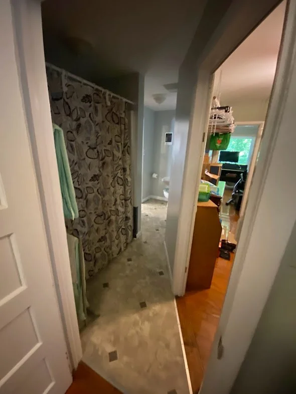Bathroom-Before.jpg