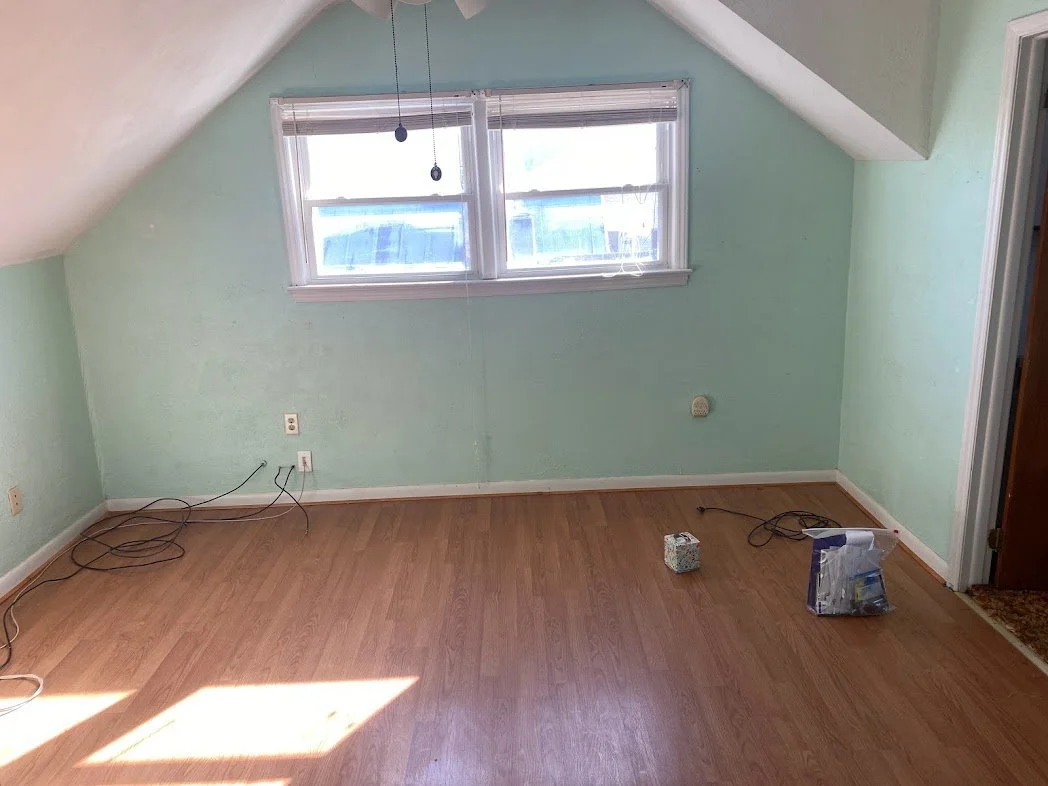 Bathroom-Before 5.jpg