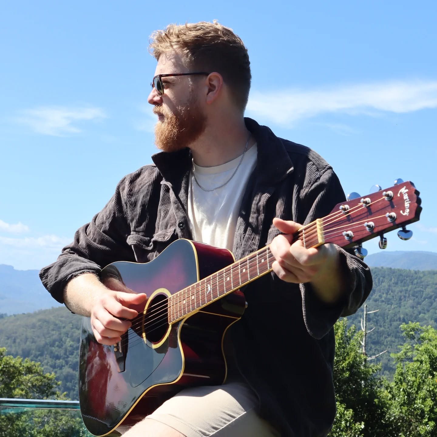 What a year 2025 has been! It's been my biggest yet, with a few new venues under my belt, sharing the stage with Bluey, as well as a host of new guitarists. It's been a year full of learning and growth and heaps of fun. So excited for what music will