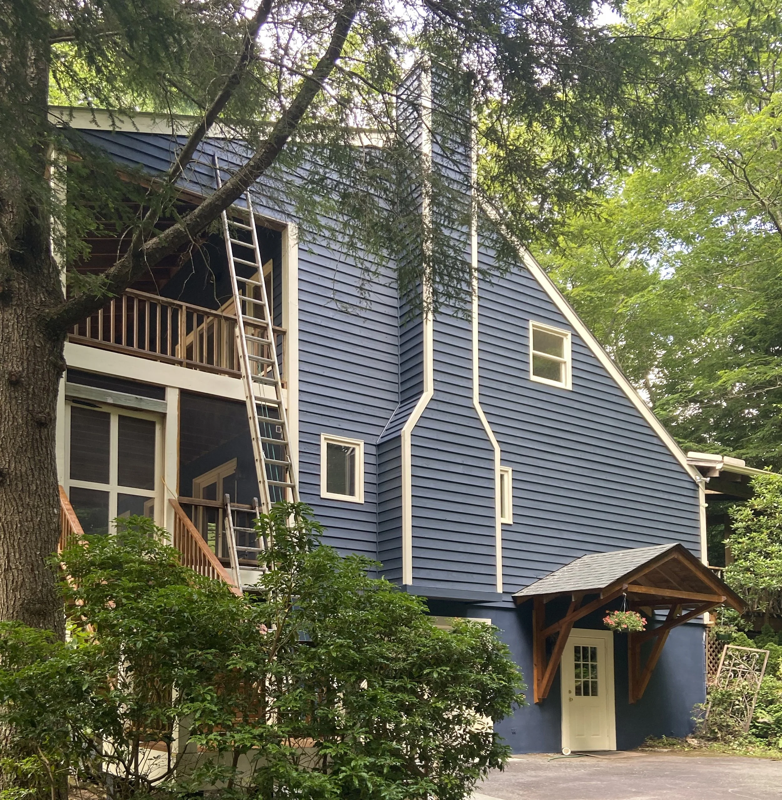 Pressure-washed and painted full exterior siding & trim.