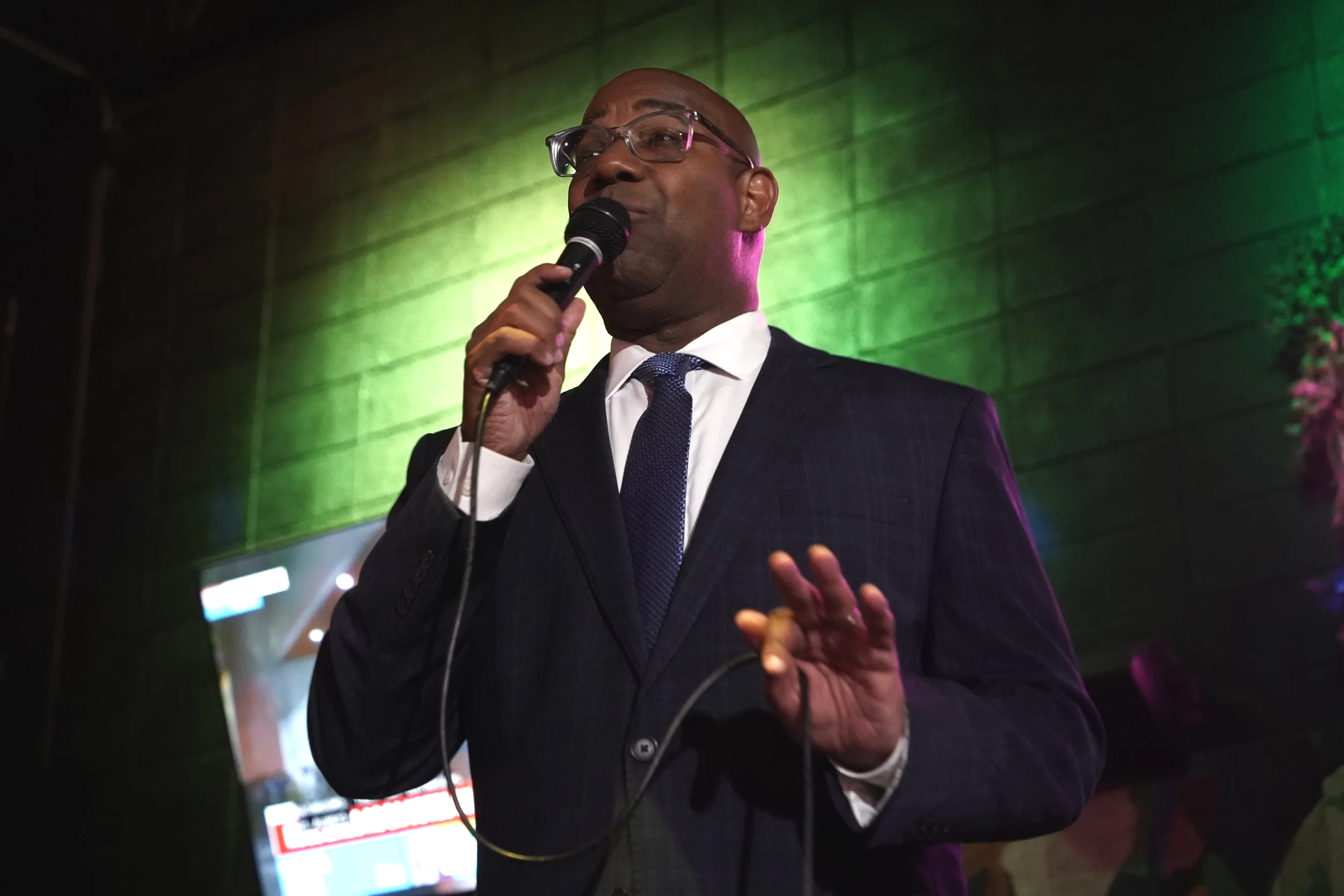 Minneapolis mayoral candidate DeWayne Davis gives a speech at his election night party at LUSH Lounge and Theater in Minneapolis, Minn., on Nov. 4, 2025. This mayoral election was decided on by ranked-choice voting, and Davis had just made it past th
