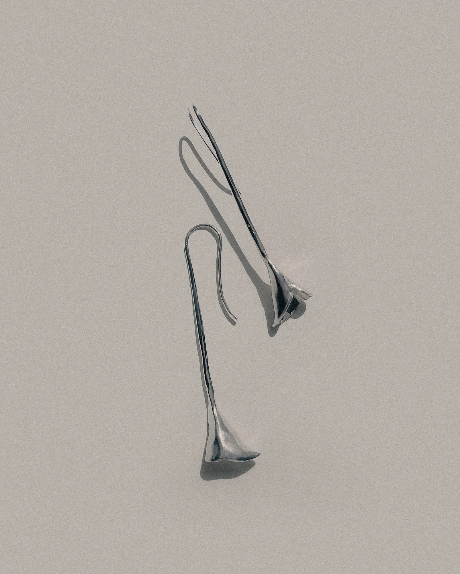 calalily_earrings_03.jpg