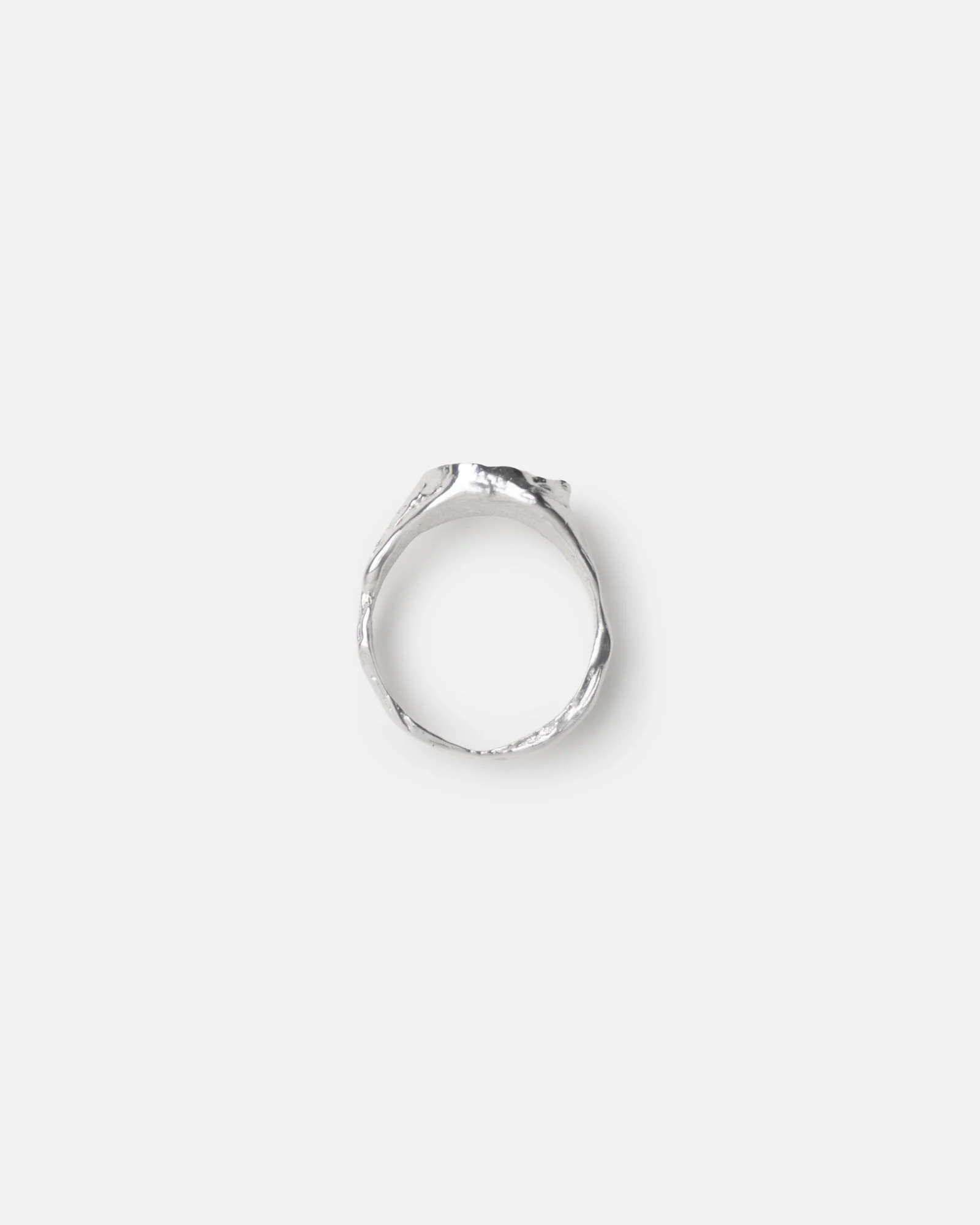Hér_Ring_03.jpg