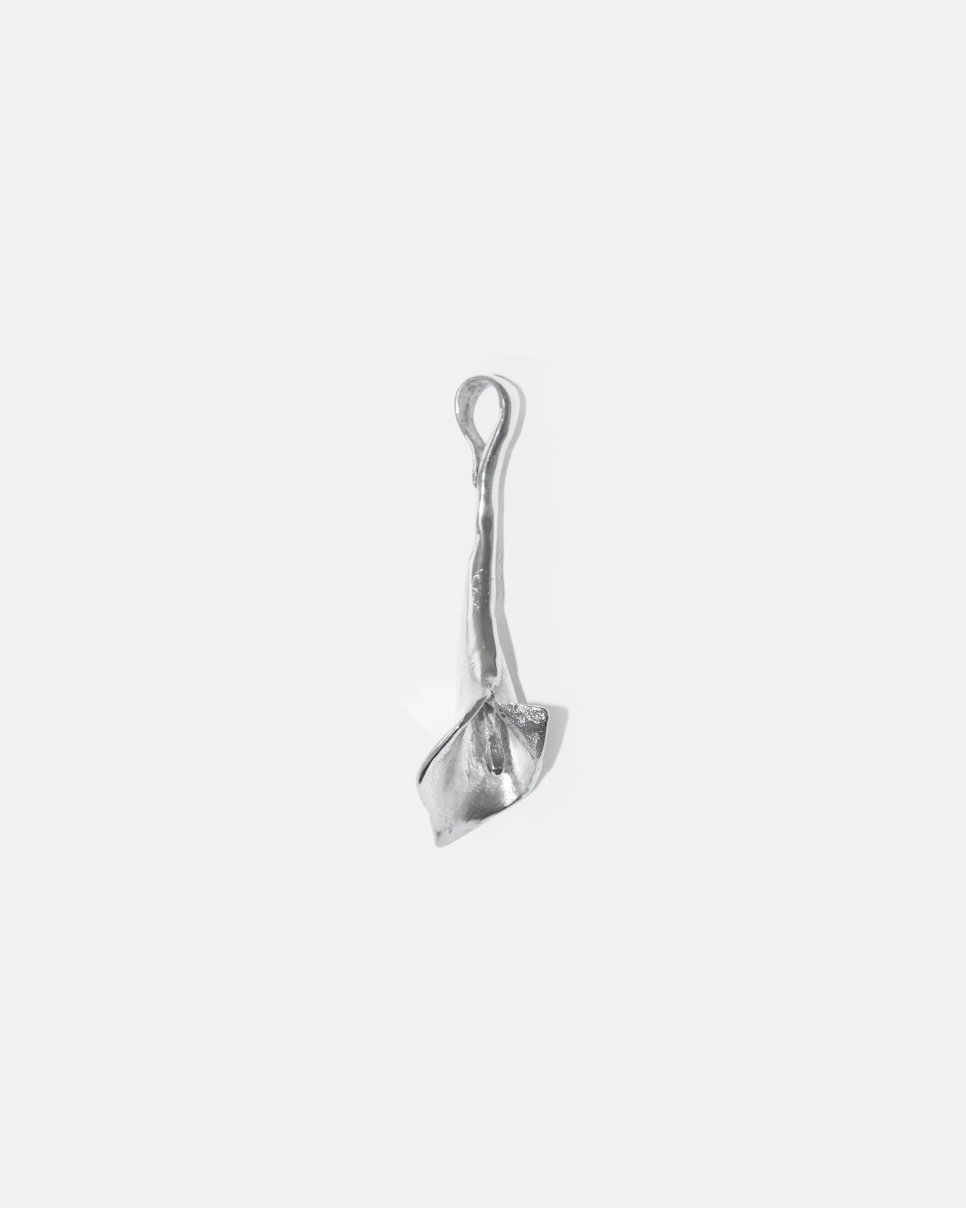 calla-lily-pendant-%28grande%29-02.jpg