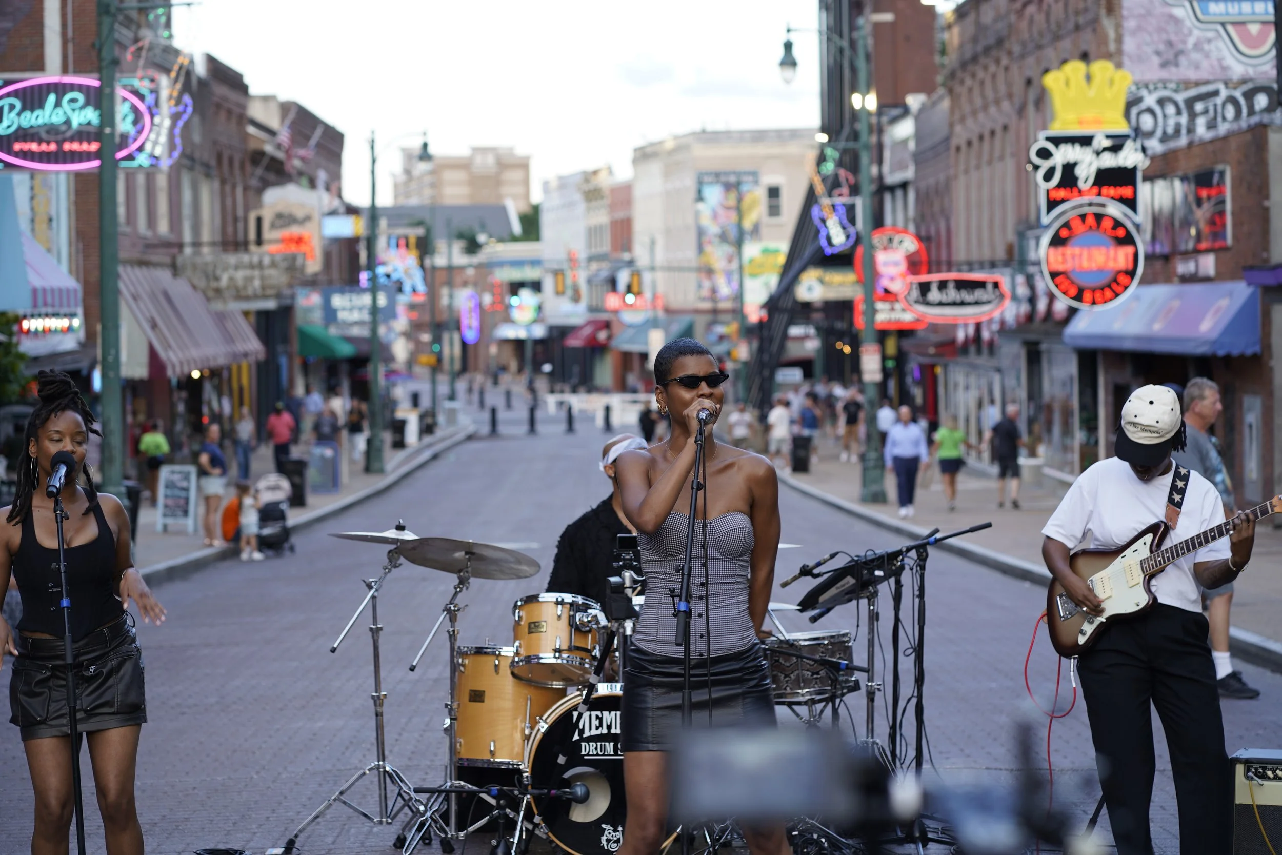 Talibah Safiya LIVE on Beale