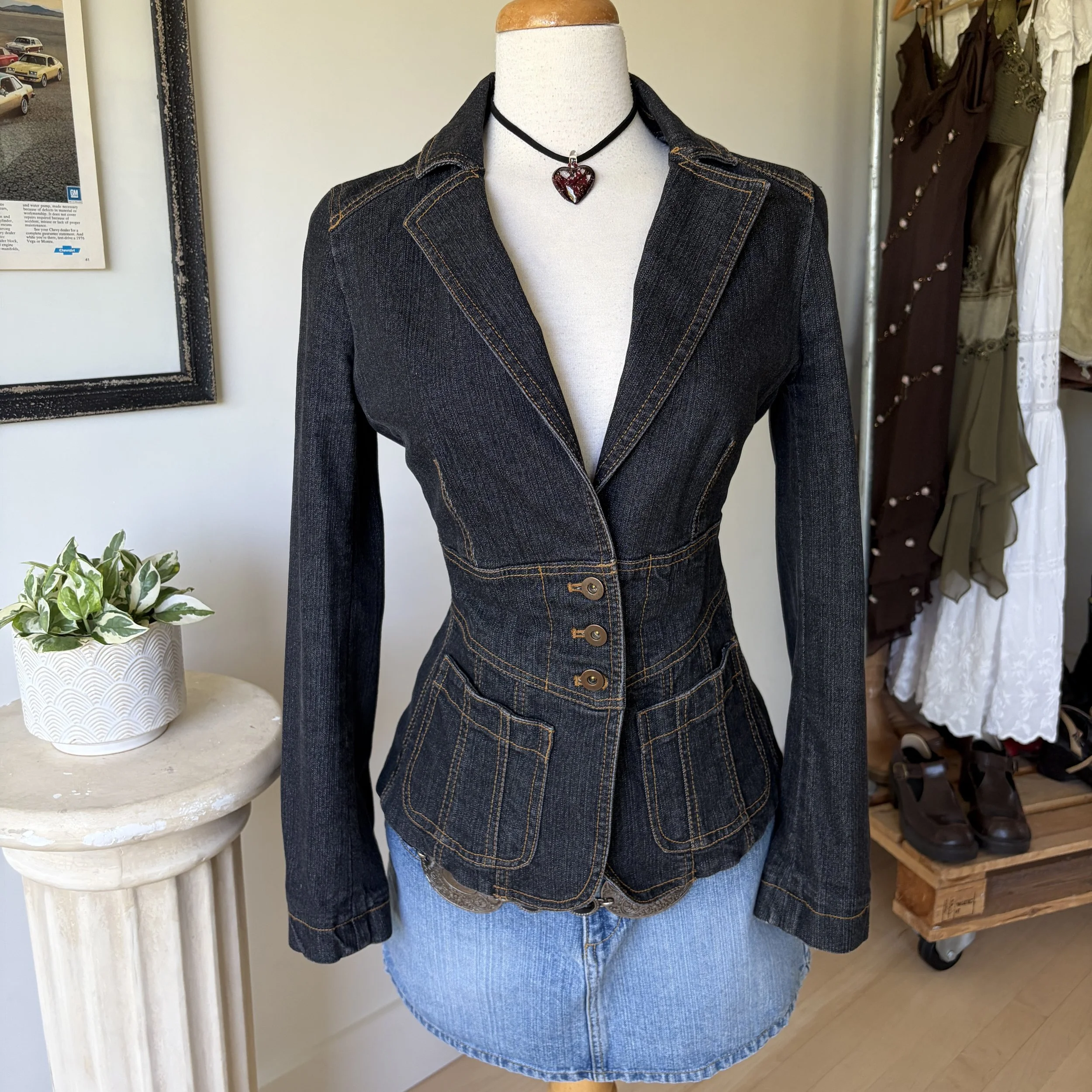 Tight Fitting Blazer Jacket 