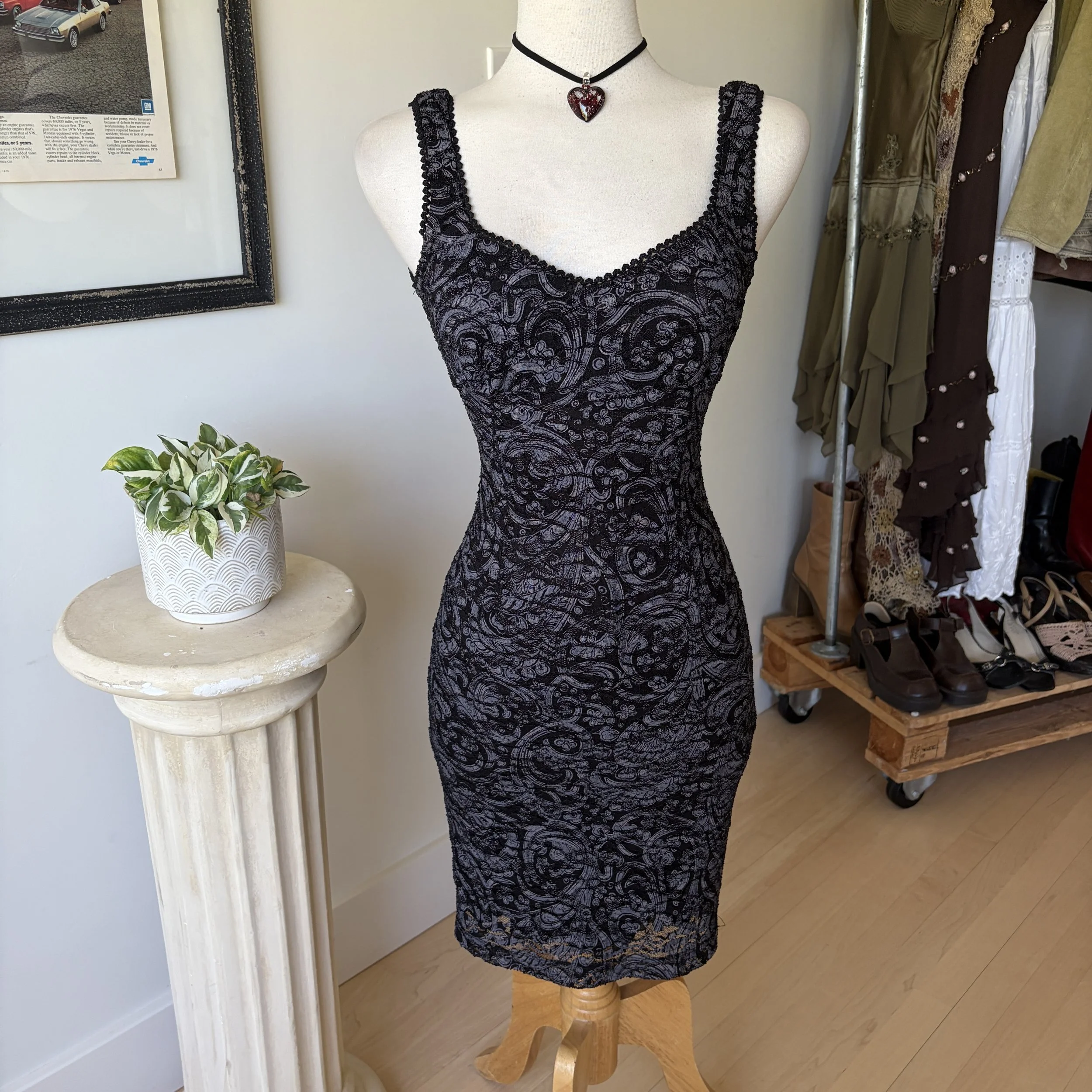 Floral Lace Bodycon Dress
