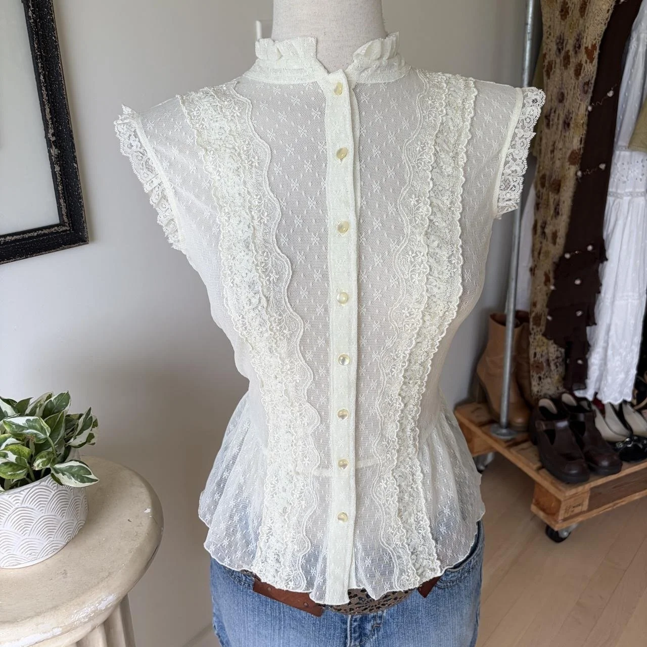 Vintage Floral Lace Top