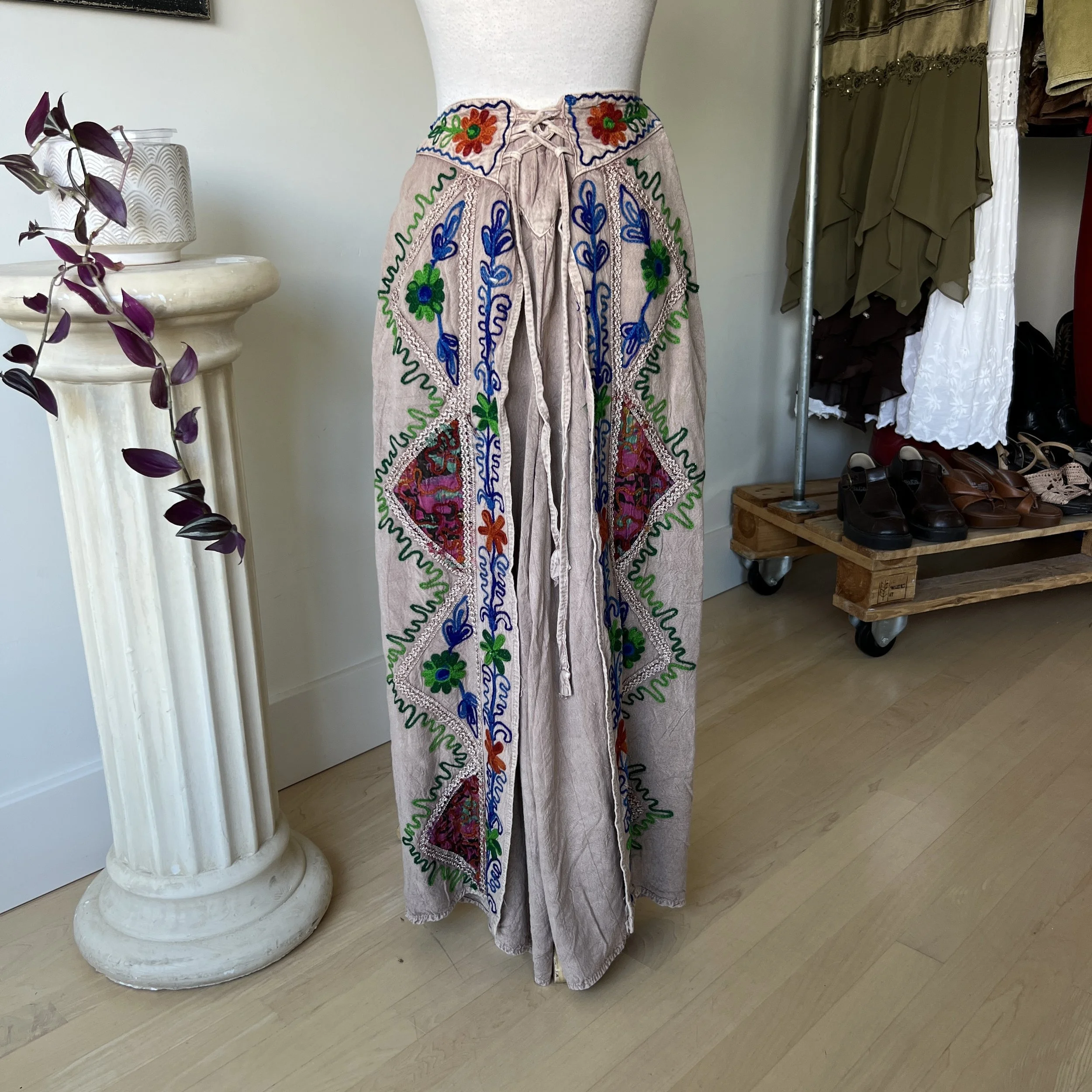 Fairy Embroidered Pants 