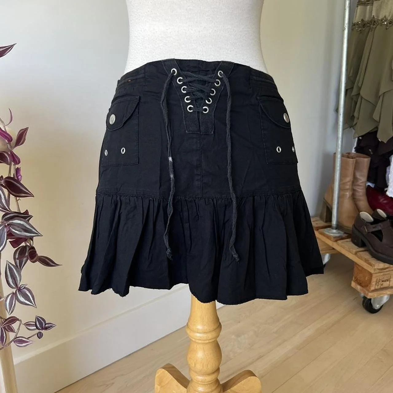 Black Pleated Mini Skirt