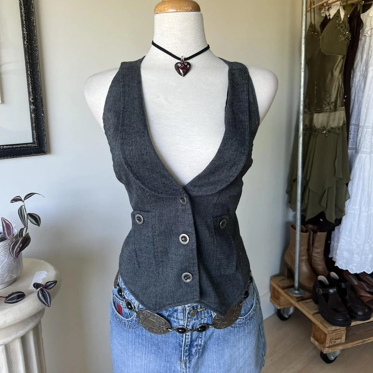 Y2K Tight Fitting Vest