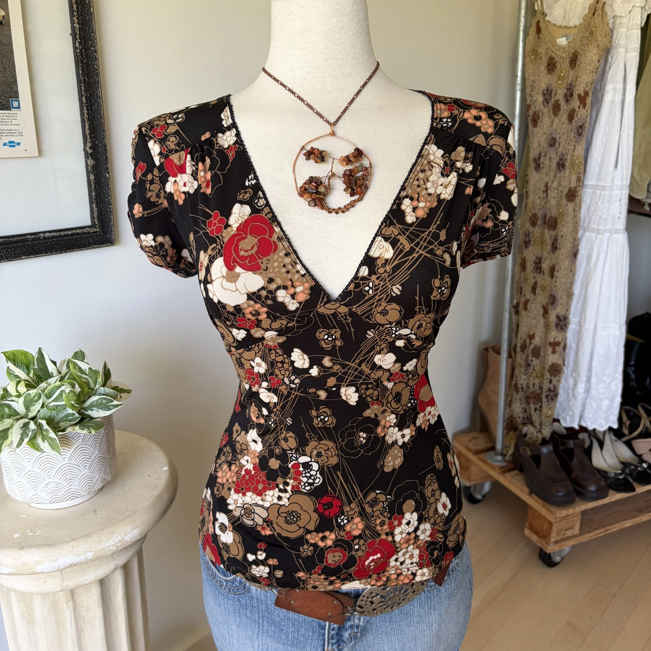Floral Short Sleeve Mesh Top