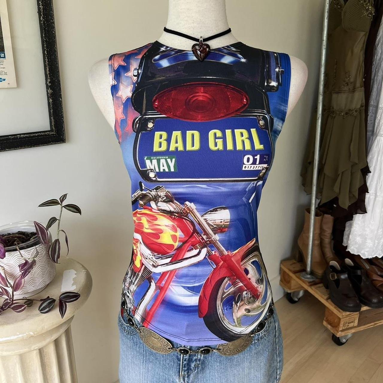 Tight Fitting Graphic Top