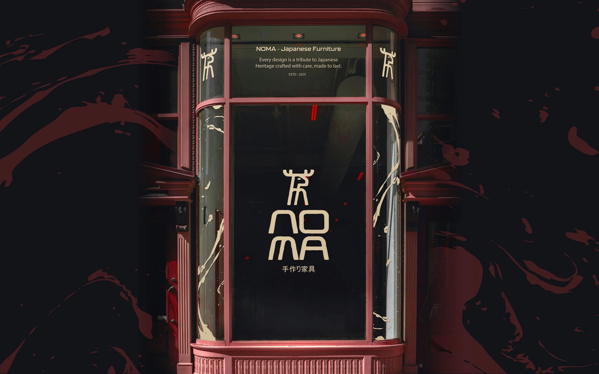 Une vitrine en verre rouge avec le texte 'NOMA - Japanese Furniture' et des caractères japonais en blanc. L'intérieur montre des meubles japonais artisanaux. Le fond est noir avec des motifs abstraits rouges.
