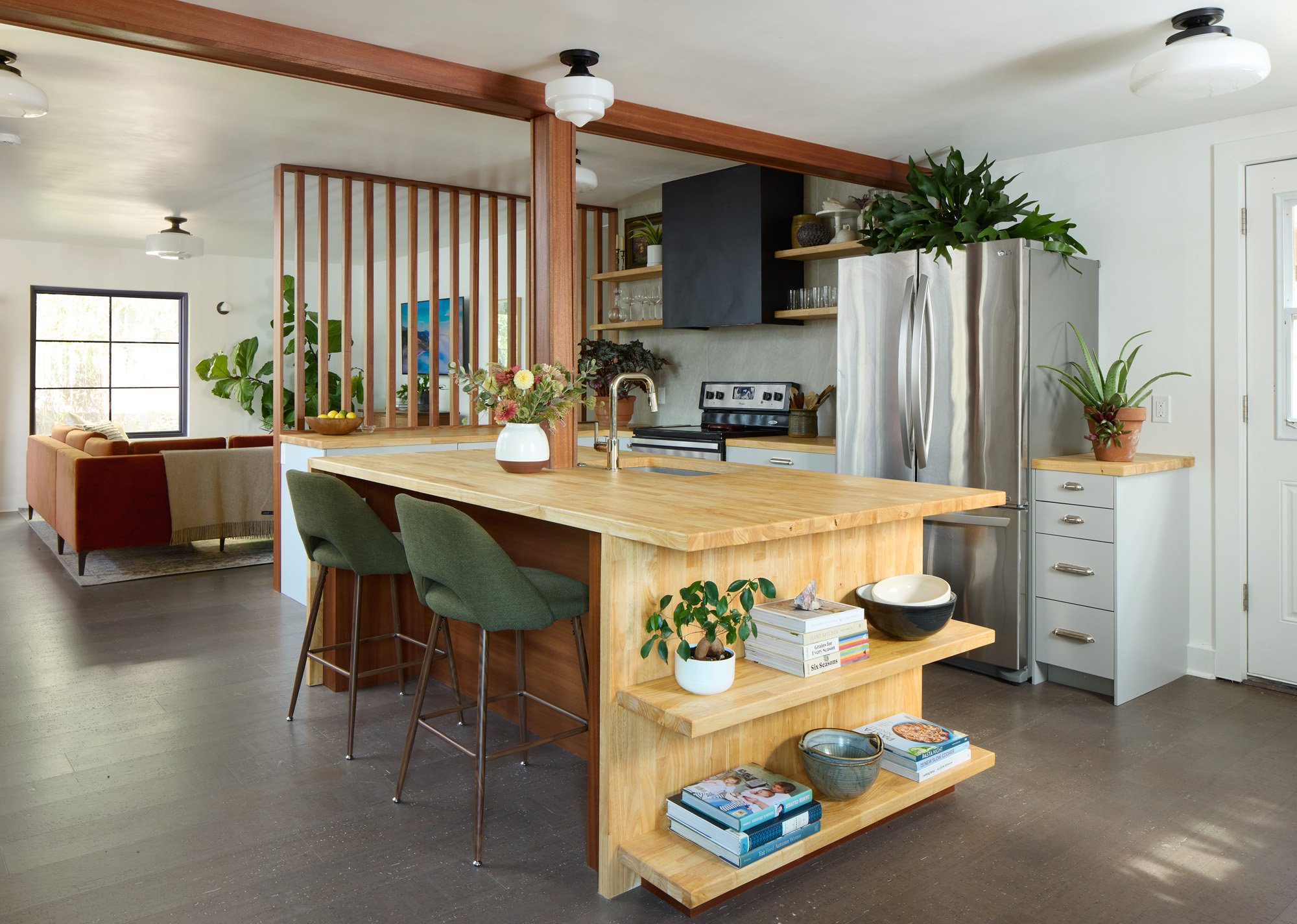 Upstream Remodel_Oregon Residential Remodel_Kitchen_5852_rt (1).jpg