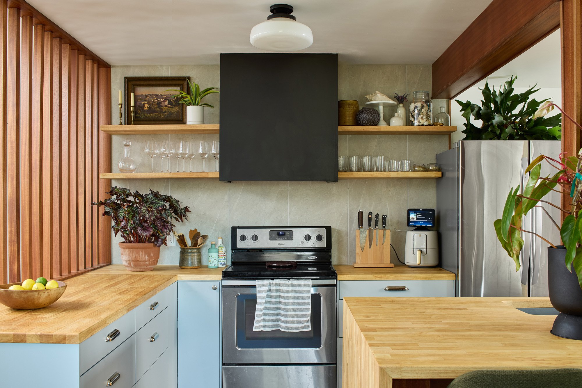 Upstream Remodel_Oregon Residential Remodel_Kitchen_V_6028_rt.jpg