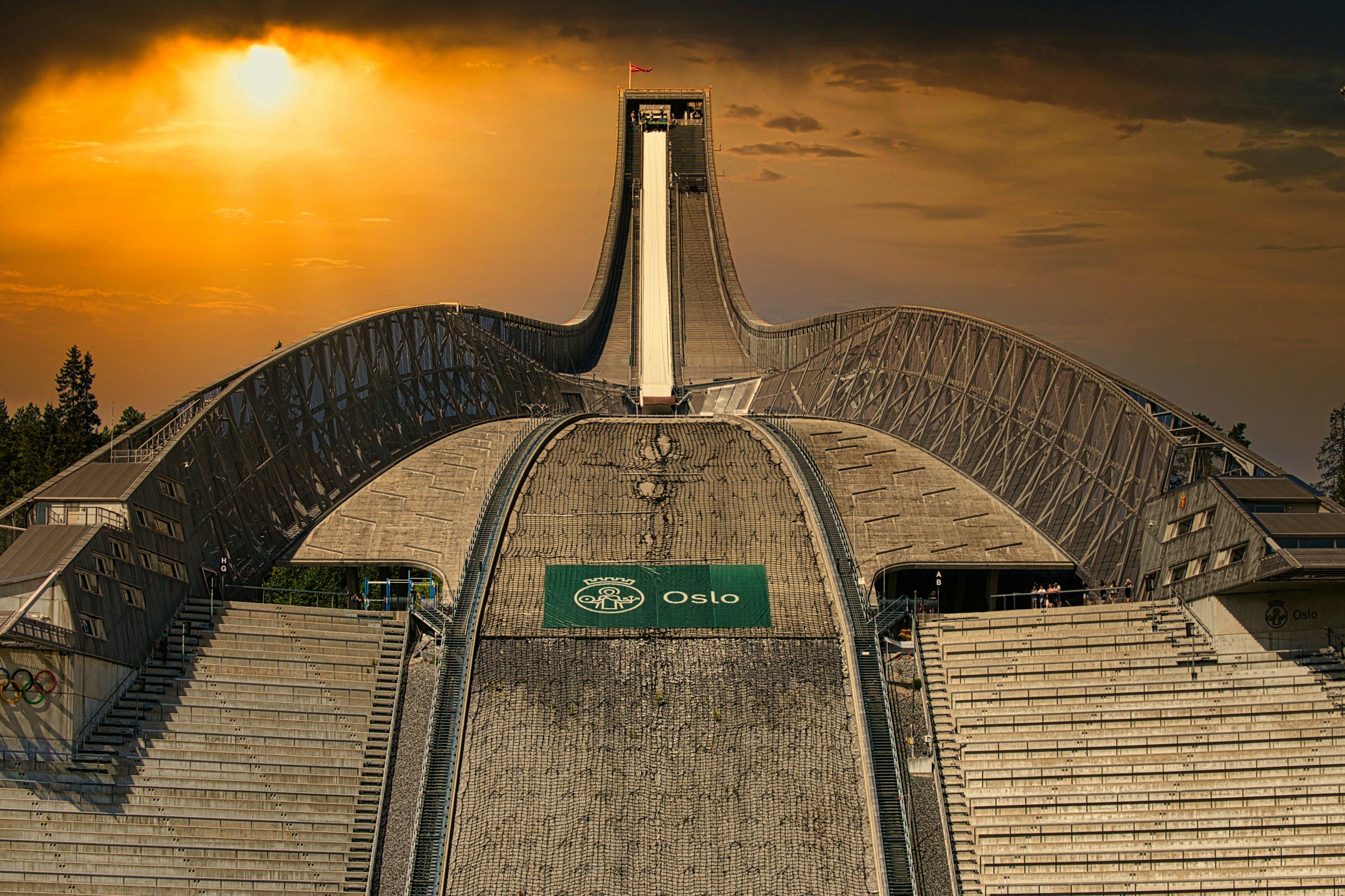 Holmenkollen Ski Jump / Museum