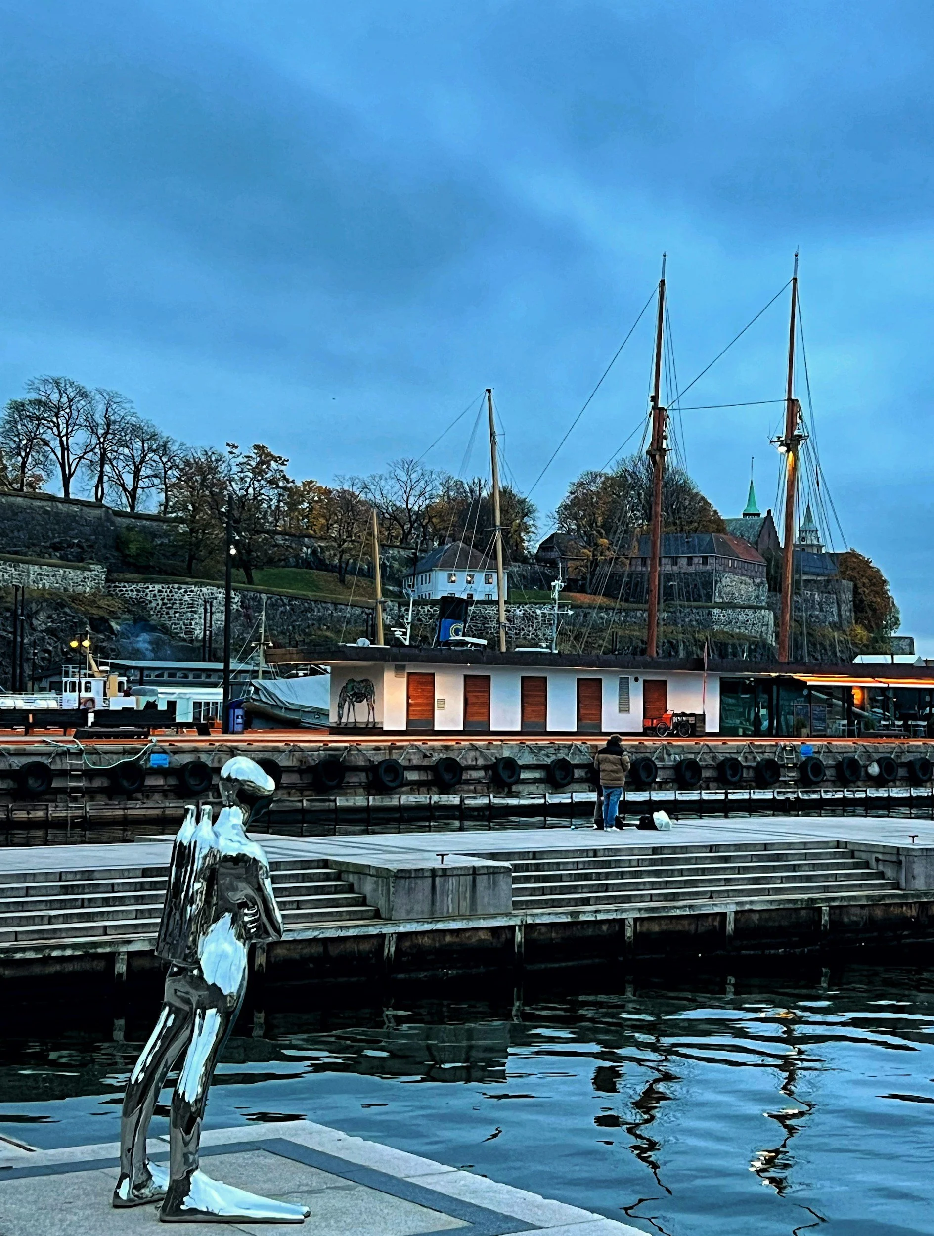 Dykkaren (The Scuba Diver Sculpture)