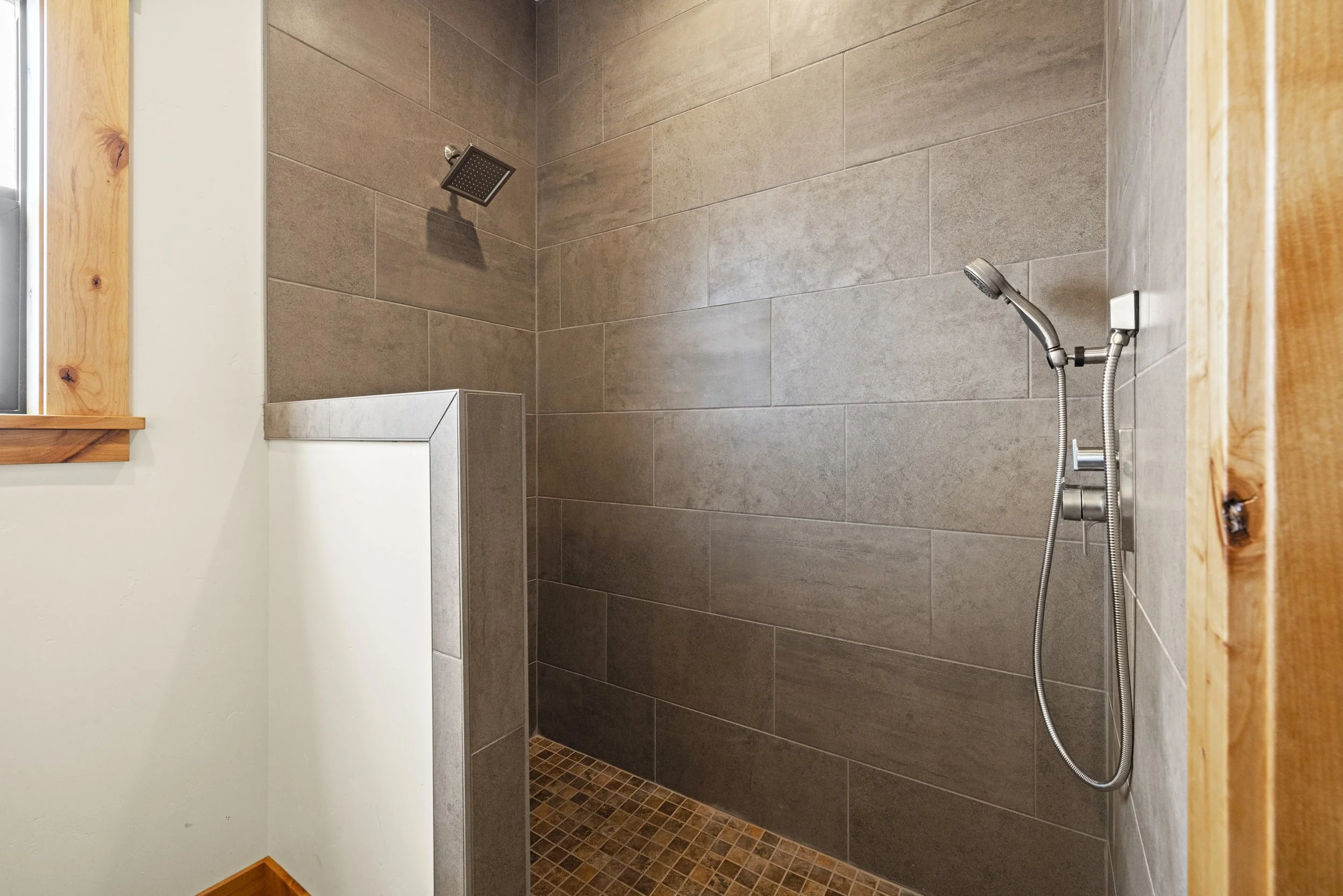DrazilRdCedarHome-MCH2025-43.jpg