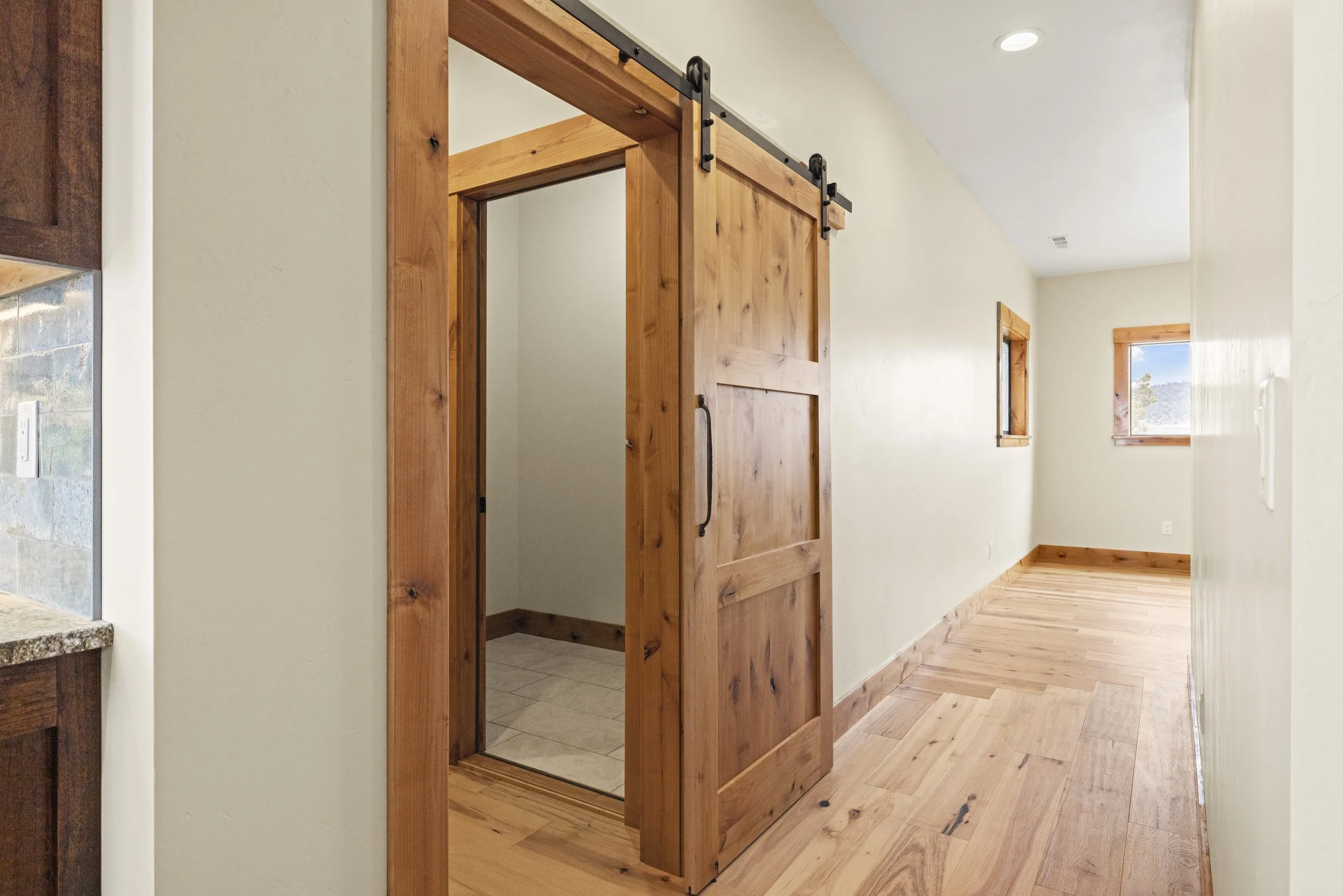 DrazilRdCedarHome-MCH2025-26.jpg