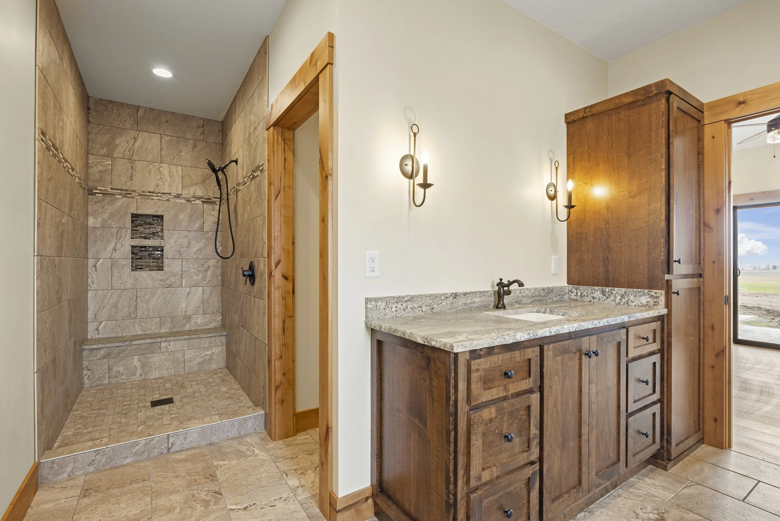 DrazilRdCedarHome-MCH2025-36.jpg