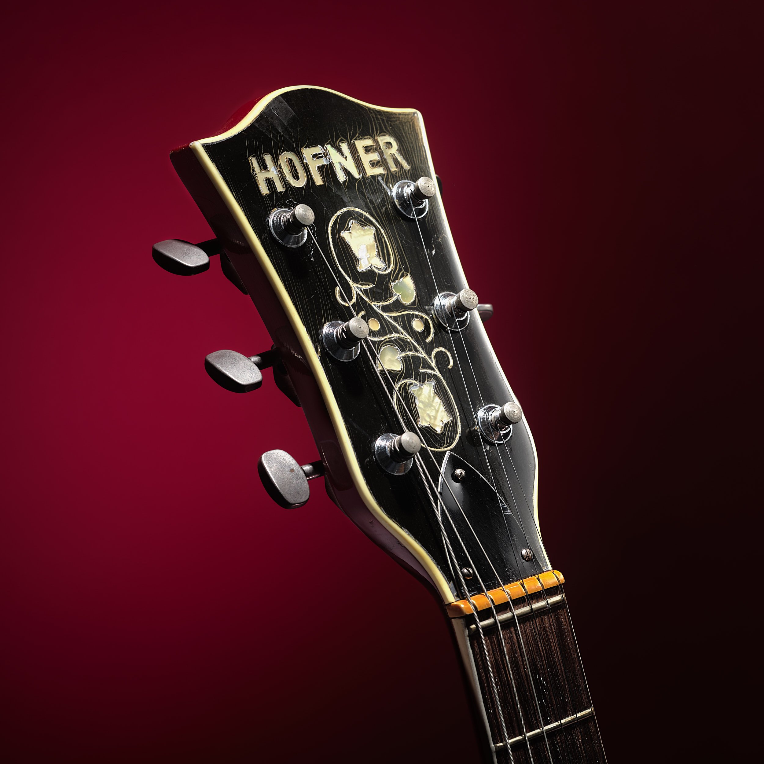 JKP_HofnerGuitar_003.jpg