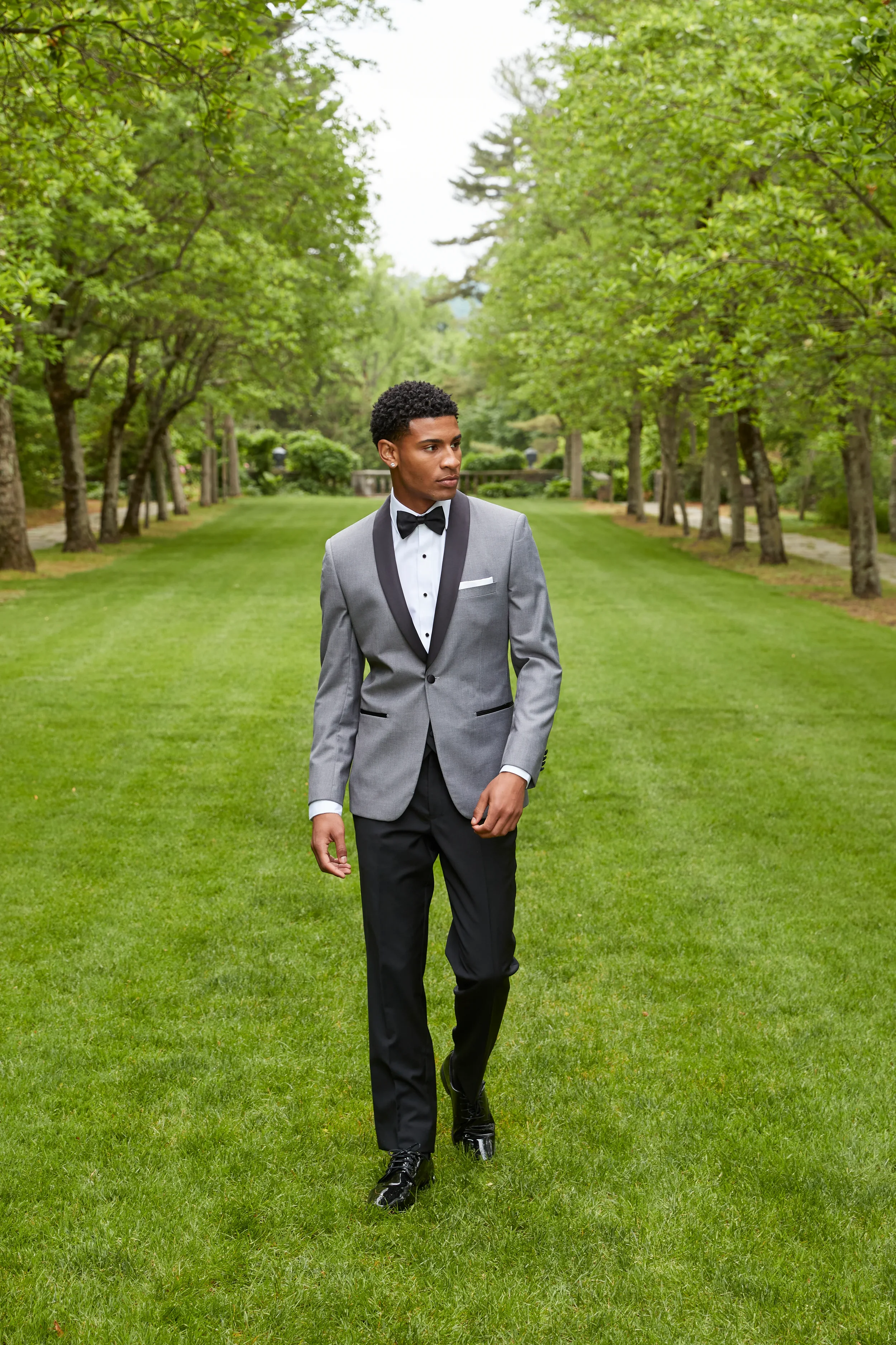 Couture 1910 Grey Tuxedo