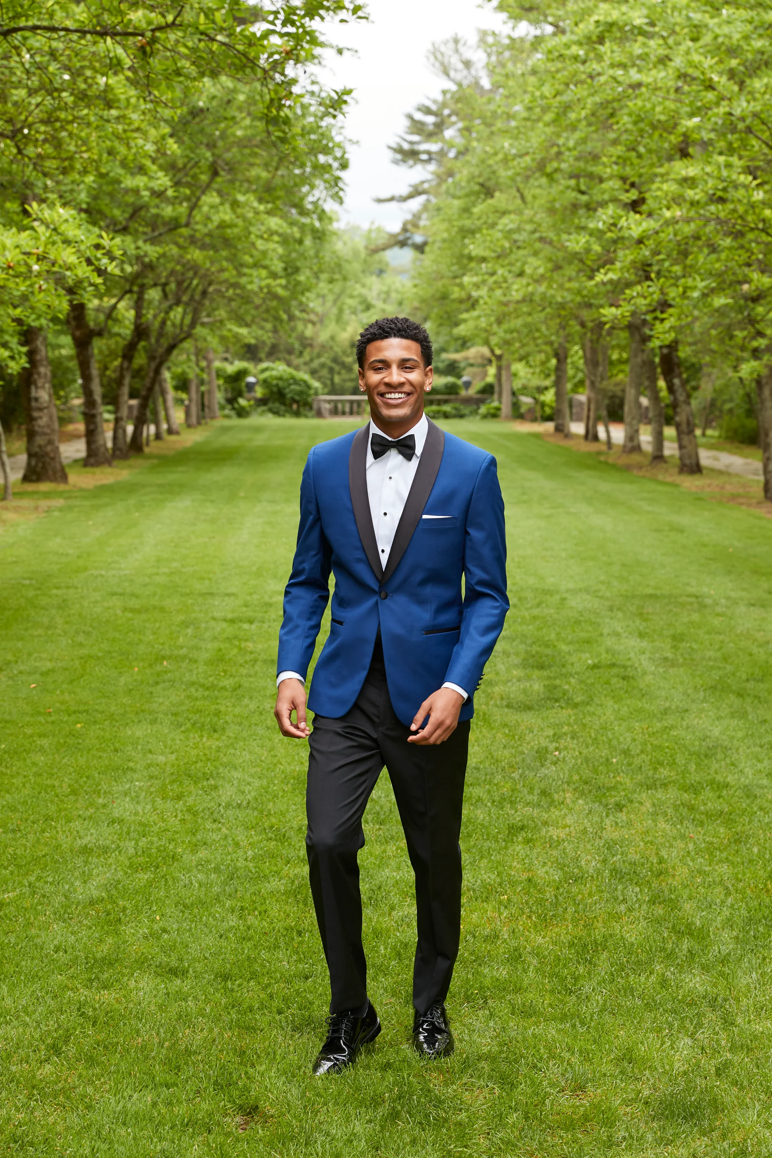 Couture 1910 Cobalt Shawl Tuxedo