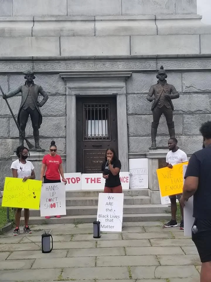 Stop the violence battle monument.jpg