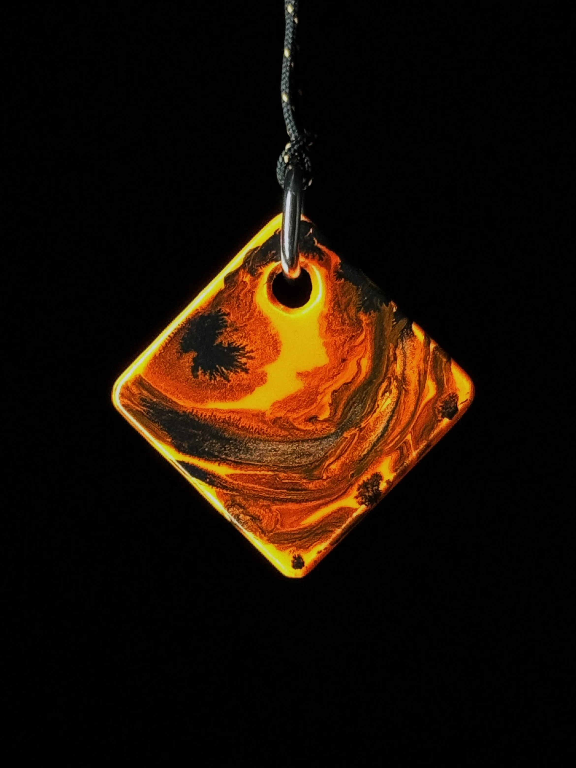162f.jpg