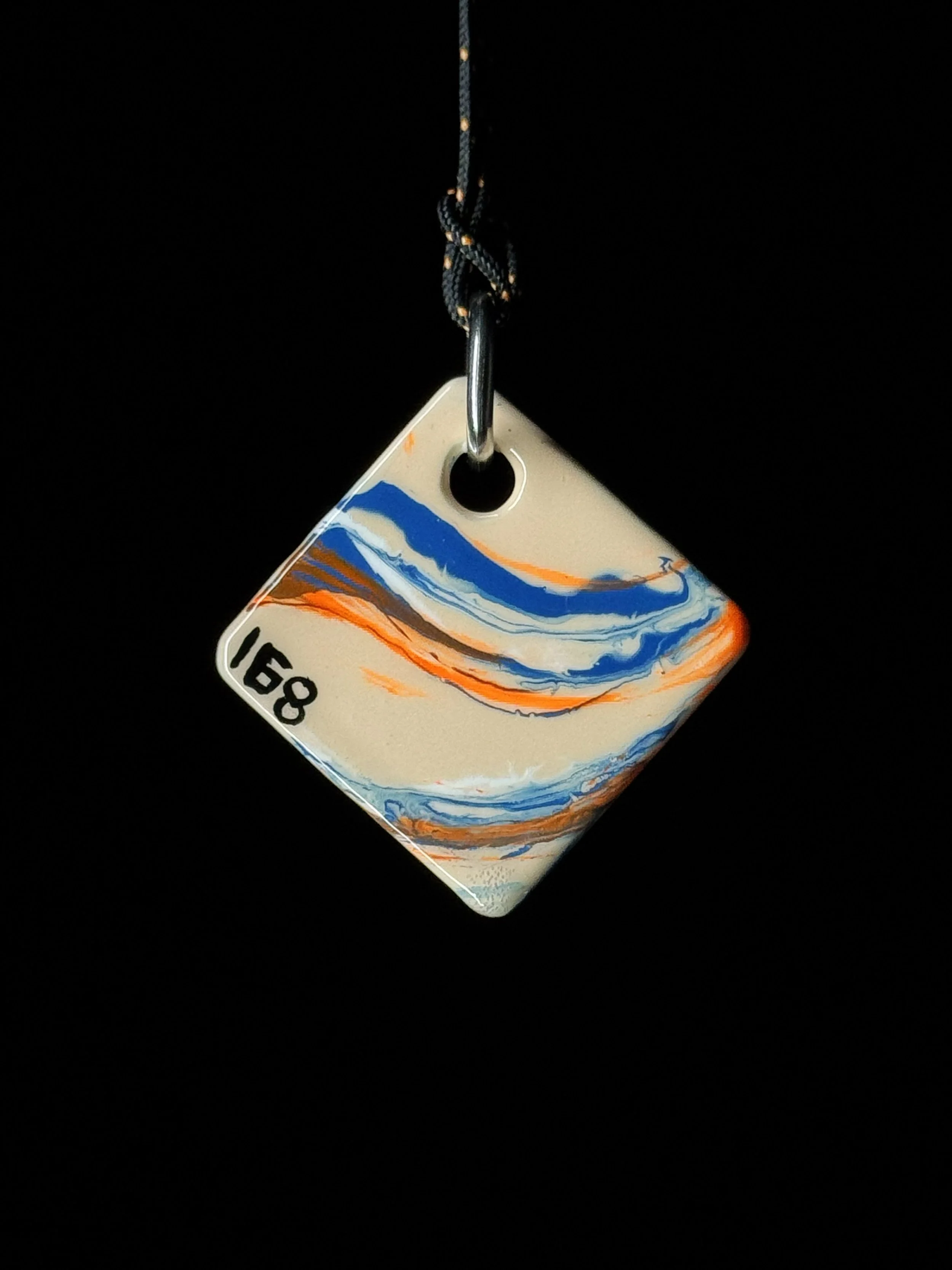 168b.jpg