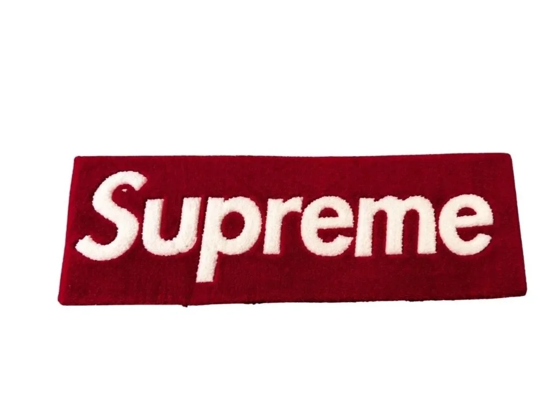'Supreme' Rug
