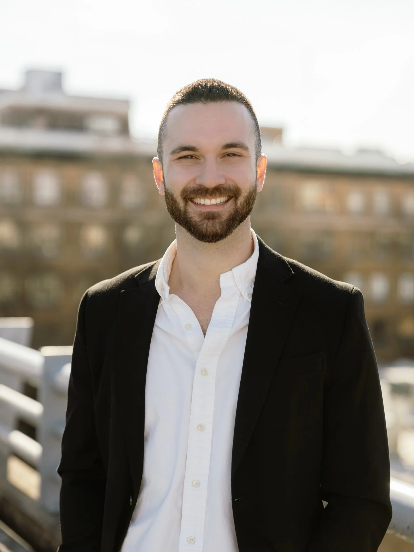 In today&rsquo;s market with more homes than buyers, pricing is leverage.

Overprice it and you lose momentum.

Price it correctly and you control the conversation.