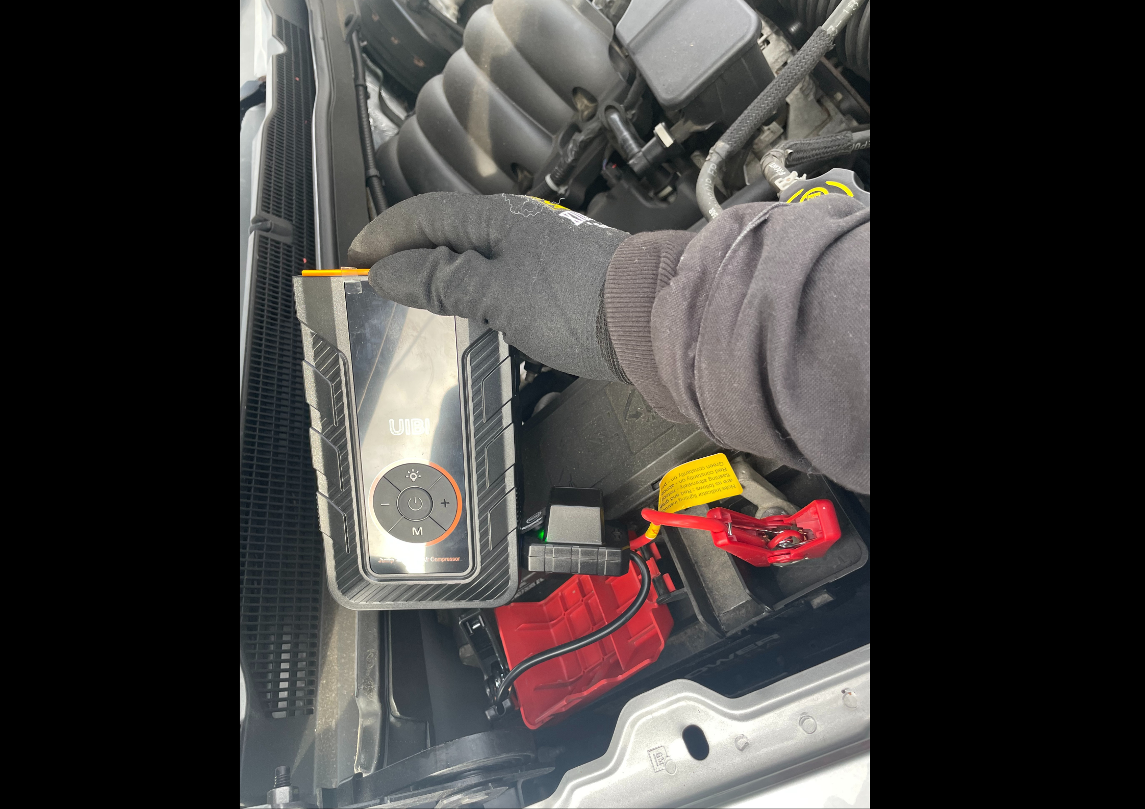 toledo detroit roadside snow dig out (8).png