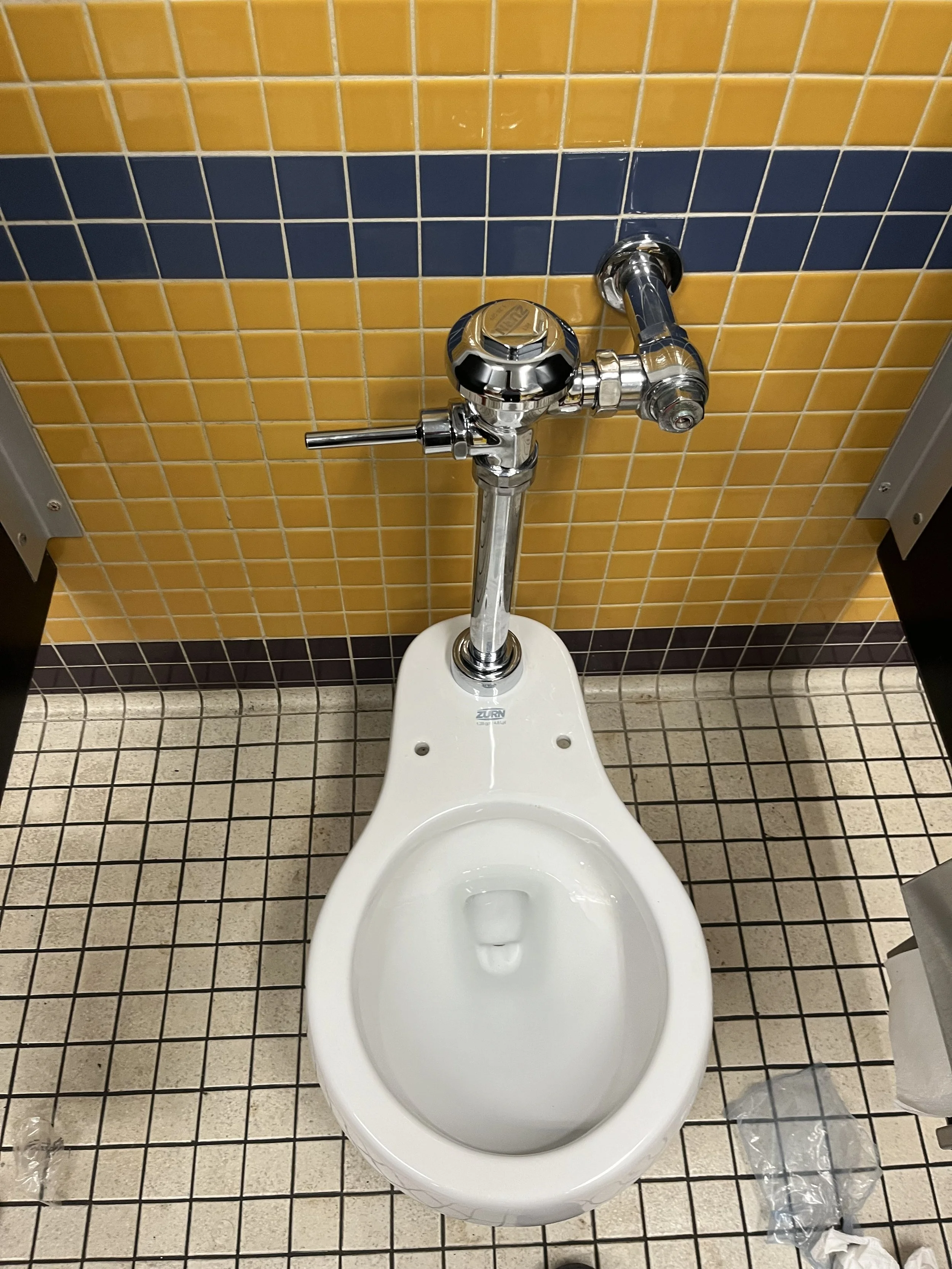 instalation of sloan commercial toilet