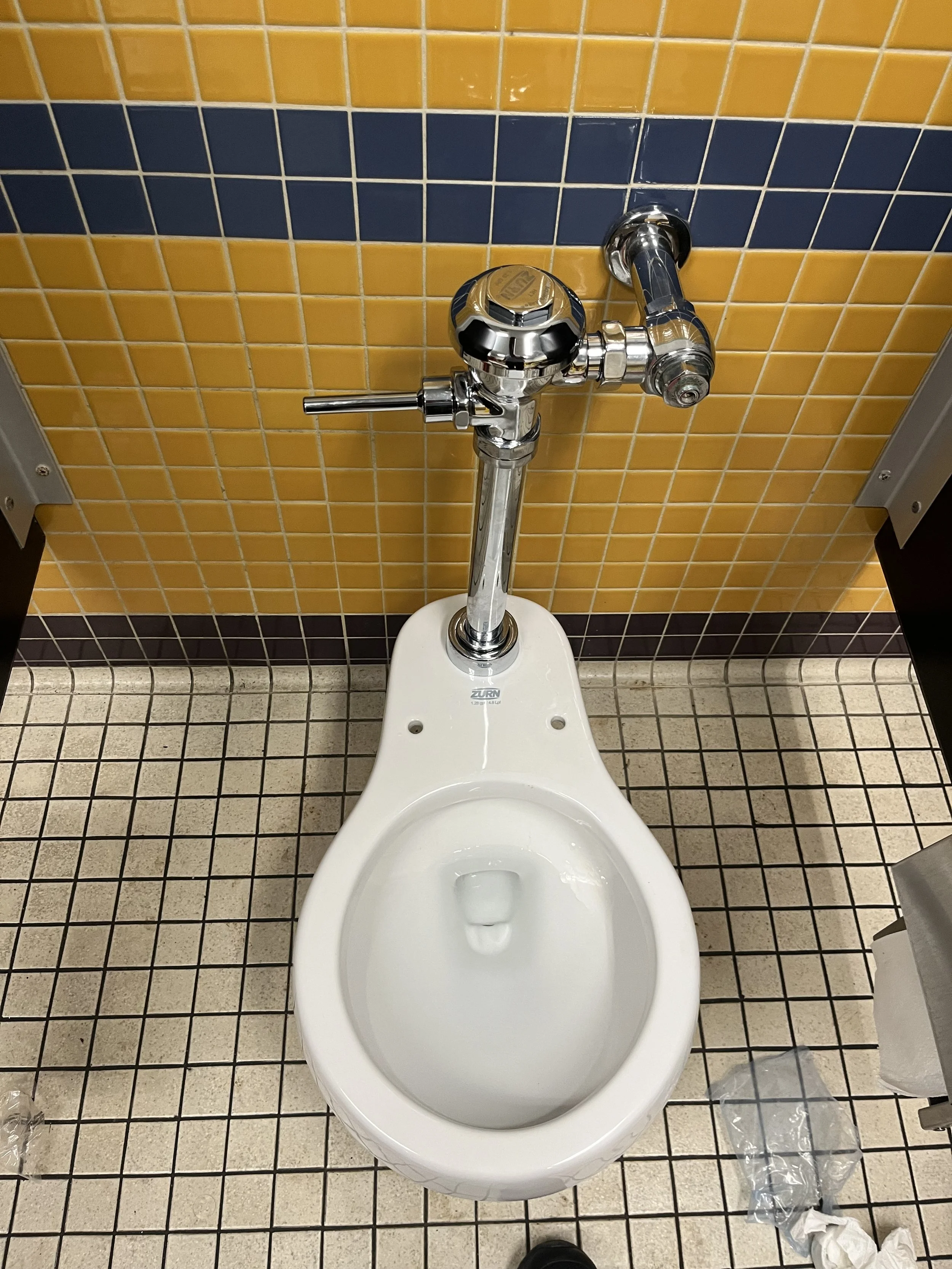 instalation of sloan commercial toilet 