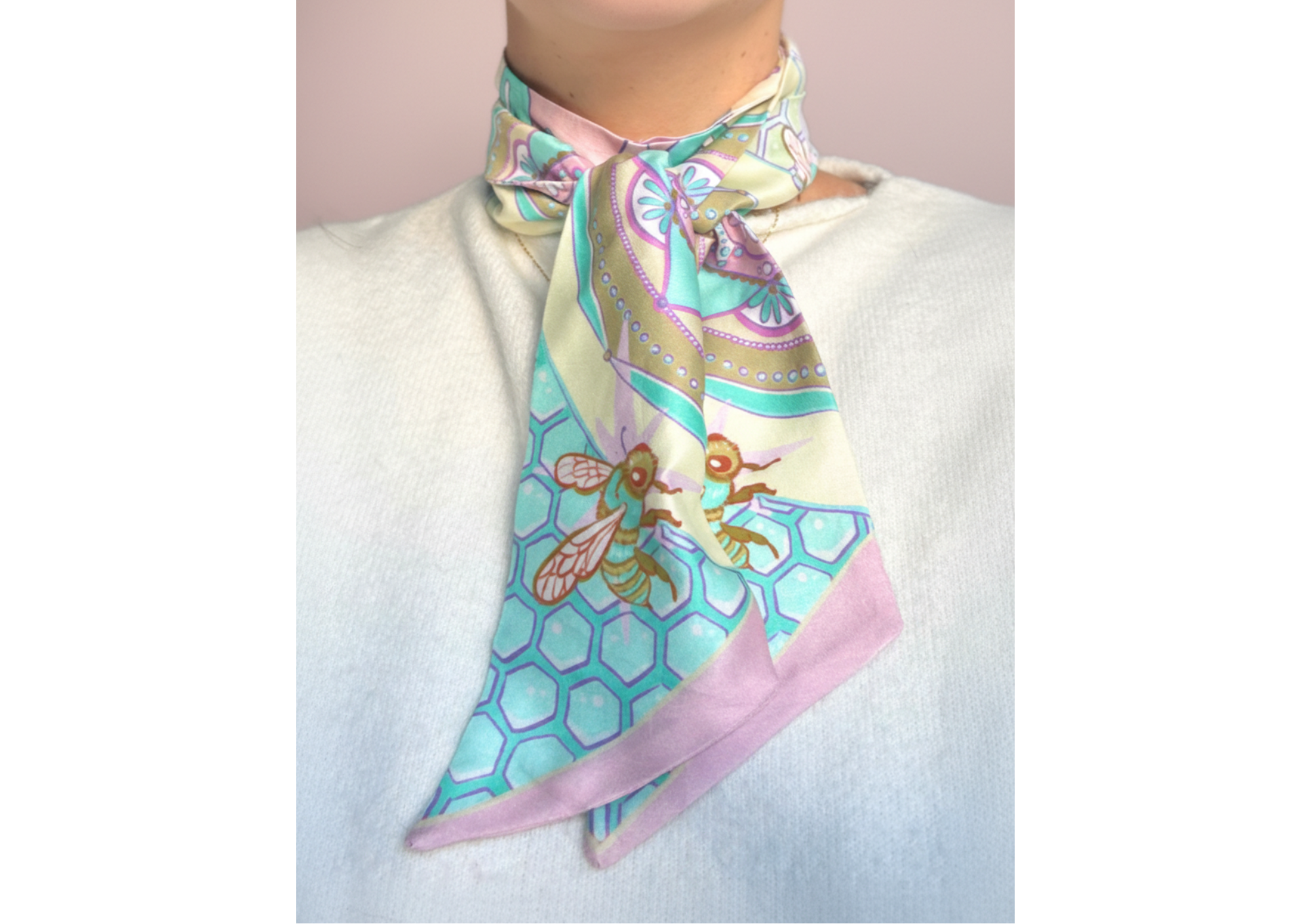 Lenço "Doçura e Empenho" (abelha)