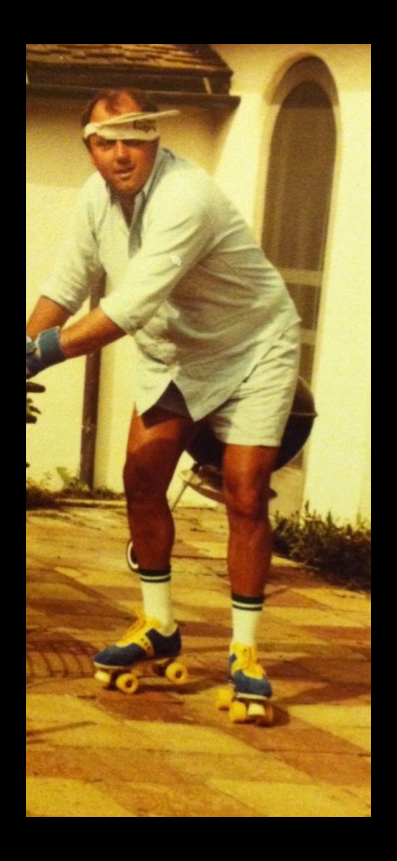International champion in rollerblading at the beach