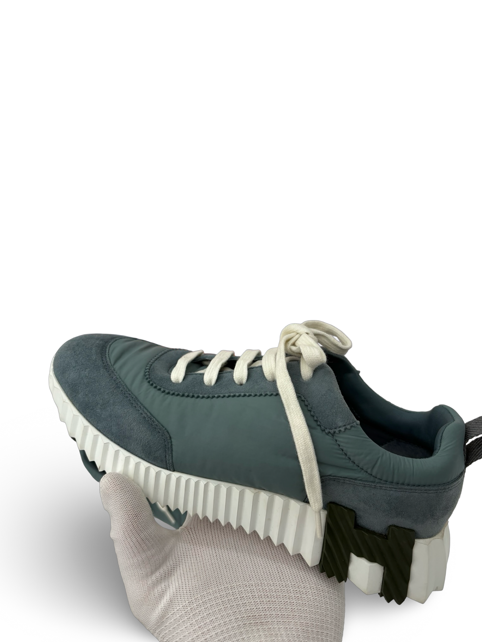 pixelcut_27 3.PNG