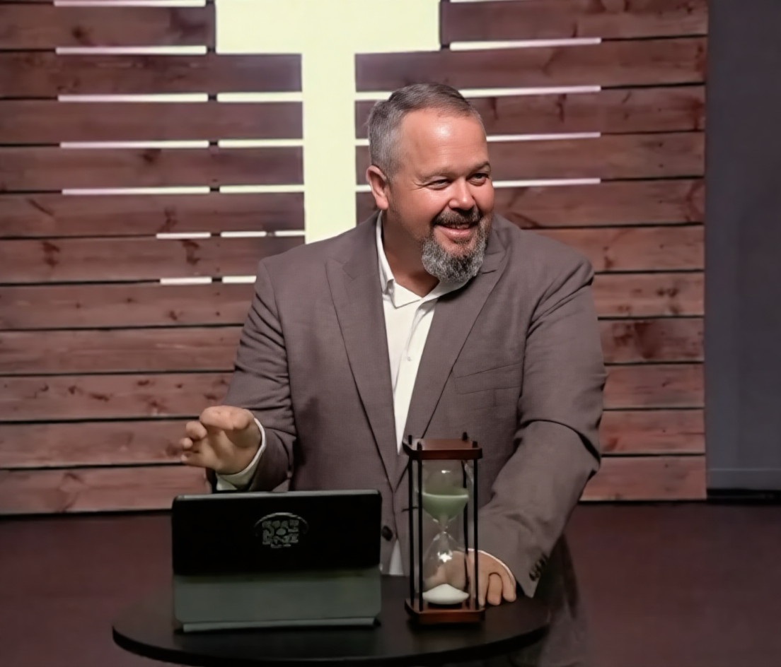 Pastor Ronnie Tabor preaching God’s Word at First Baptist Church Mascoutah IL – Bible-teaching Southern Baptist church near Scott Air Force Base